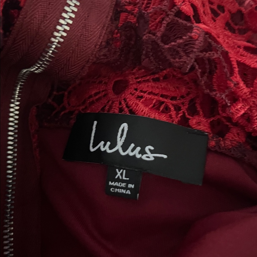 Lulus Elegant red / burgundy crochet Lace overlay Floral Dress sz XL - Picture 3 of 3